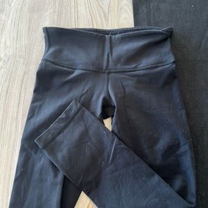 Lululemon Low Rise Wunder Under Crop